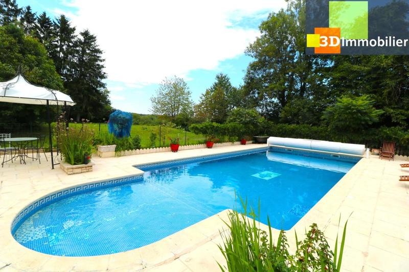 Maison - 290 m² - 8 pièces