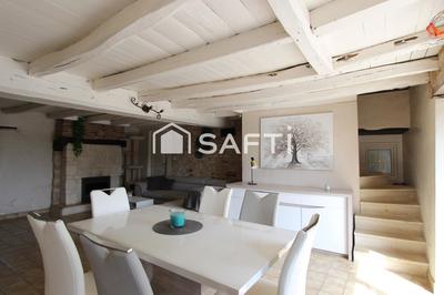 Maison - 296 m² - 12 pièces