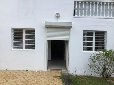 Bureau - 81 m² - 3 pièces