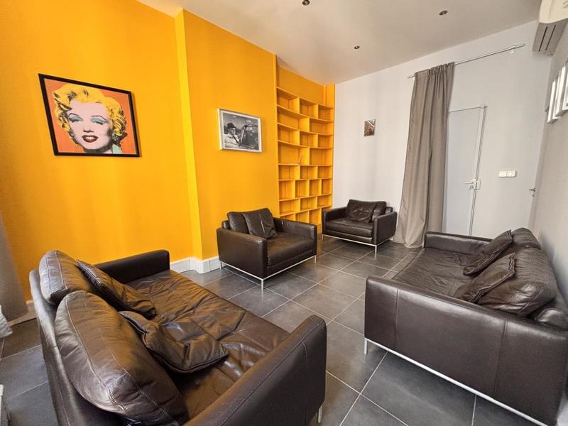 Bureau - 68 m² - 3 pièces