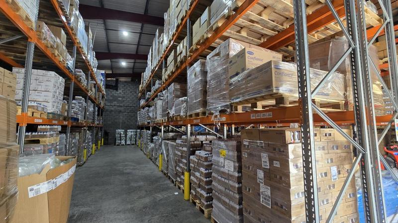 Entrepôt - 1 200 m²