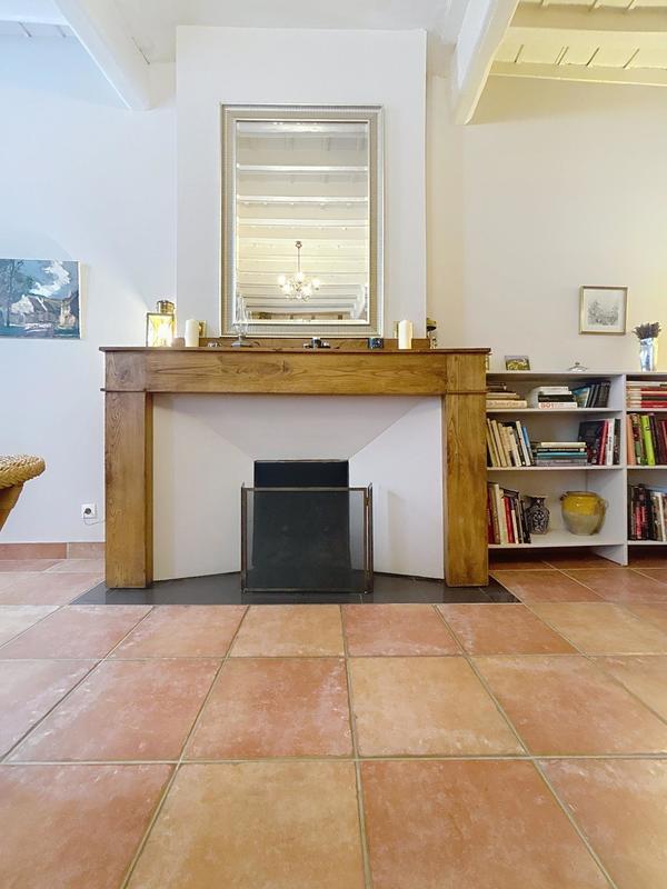 Maison - 265 m² - 10 pièces