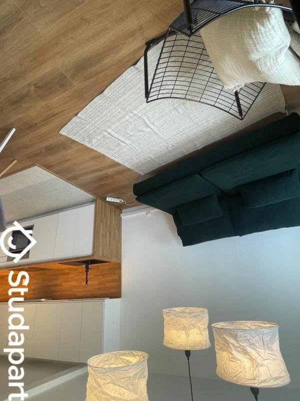 Chambre - 13 m² - 1 pièce