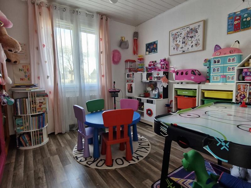 Maison - 106 m² - 6 pièces