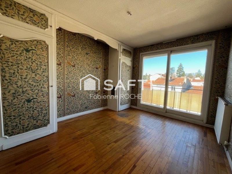 Appartement - 93 m² - 4 pièces