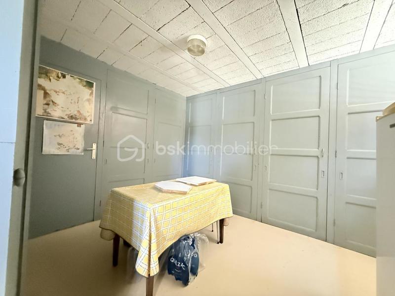 Maison - 230 m² - 4 pièces