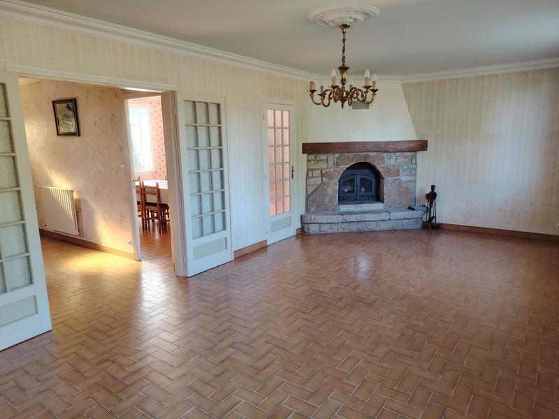 Maison - 122 m² - 6 pièces