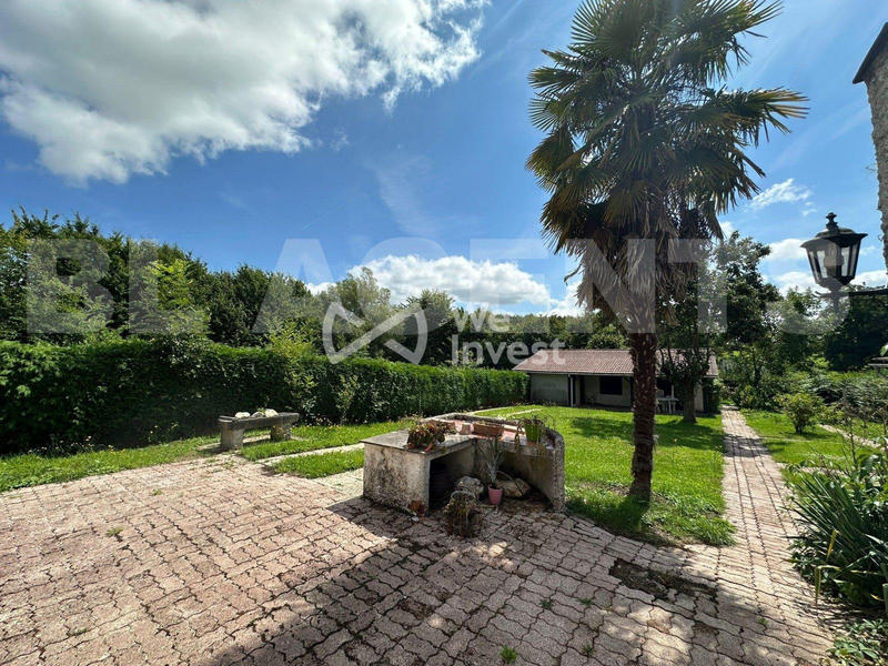 Maison - 159 m² - 6 pièces