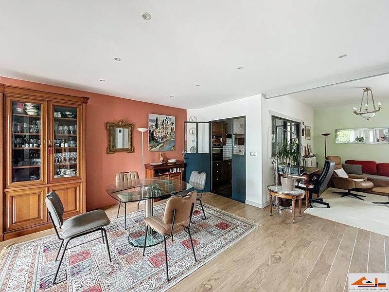 Maison - 157 m² - 5 pièces