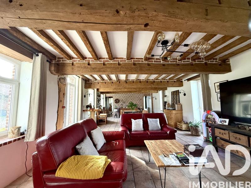 Maison - 240 m² - 7 pièces