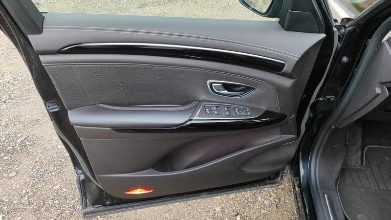 Renault Espace V 1.6 TCe 200 Edc7 Initiale Paris - 7 places Automatique