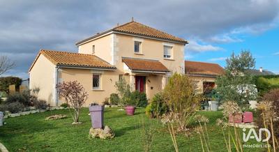 Maison - 174 m² - 4 pièces