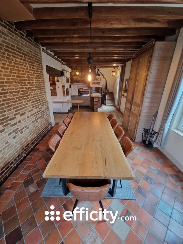 Maison - 208 m² - 6 pièces