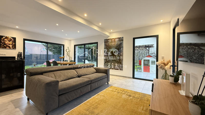 Maison - 138 m² - 5 pièces