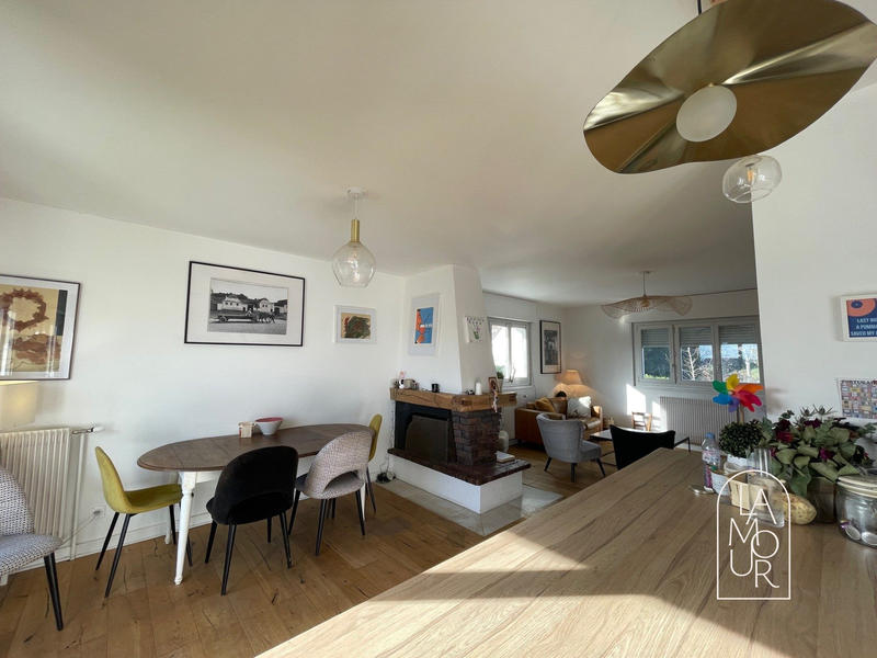 Maison - 157 m² - 7 pièces