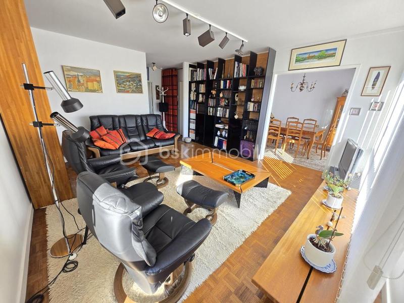 Appartement - 76 m² - 4 pièces