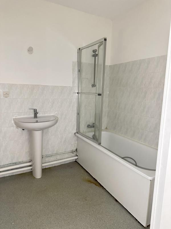 Appartement - 80 m² - 3 pièces