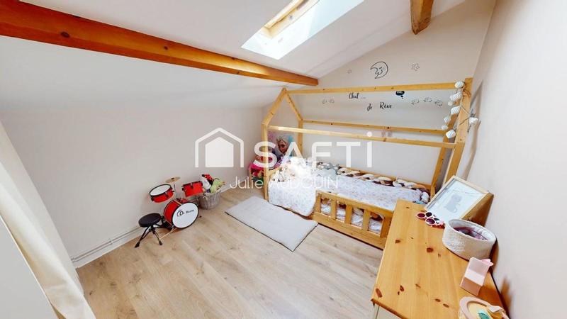 Maison - 188 m² - 7 pièces