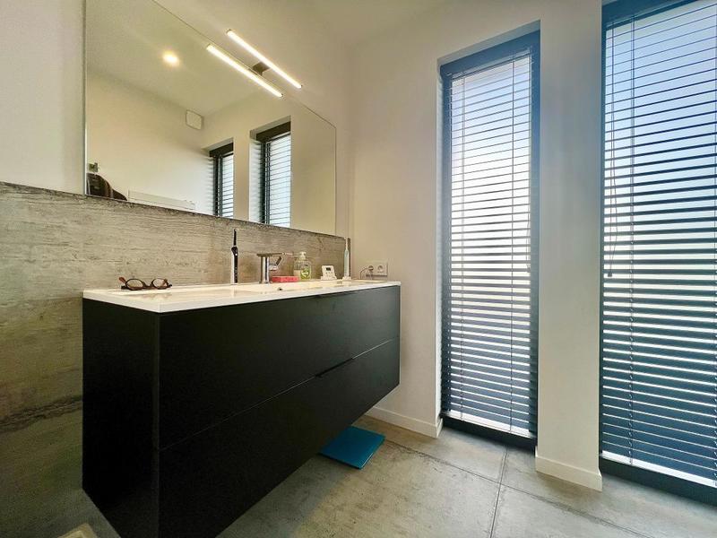 Maison - 142 m² - 4 pièces