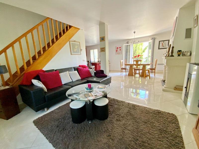 Maison - 115 m² - 6 pièces