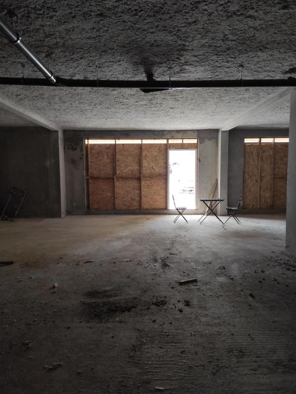 Local commercial - 77 m²