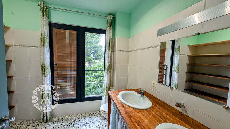 Villa - 170 m² - 4 pièces