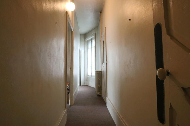 Villa - 200 m² - 13 pièces