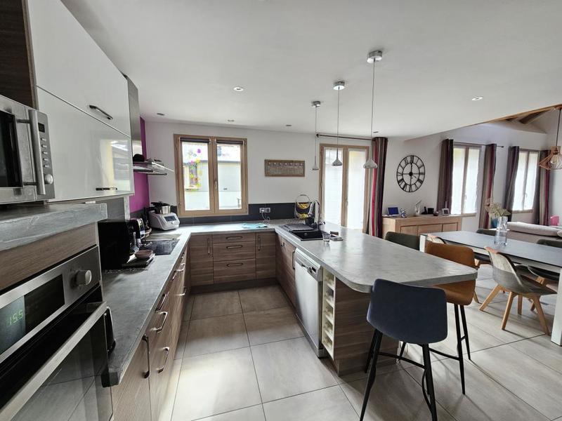 Maison - 149 m² - 5 pièces