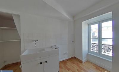 Studio - 48 m² - 1 pièce