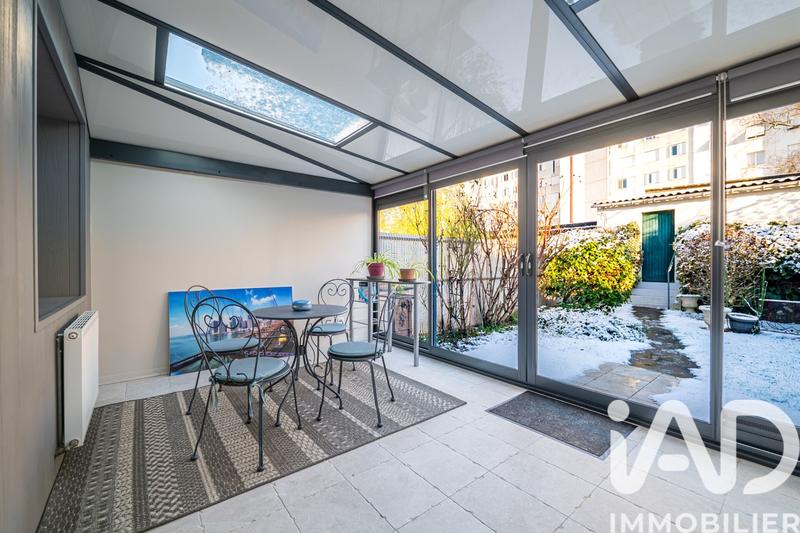 Maison de ville - 93 m² - 5 pièces