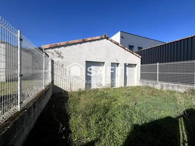 Local commercial - 95 m² - 4 pièces