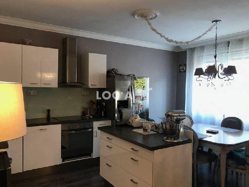 Appartement - 80 m² - 3 pièces