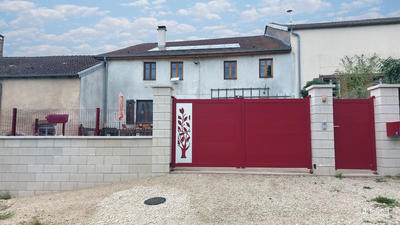 Maison - 105 m² - 5 pièces