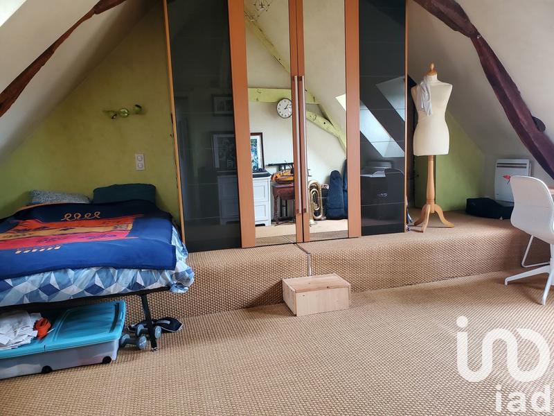 Maison - 185 m² - 8 pièces