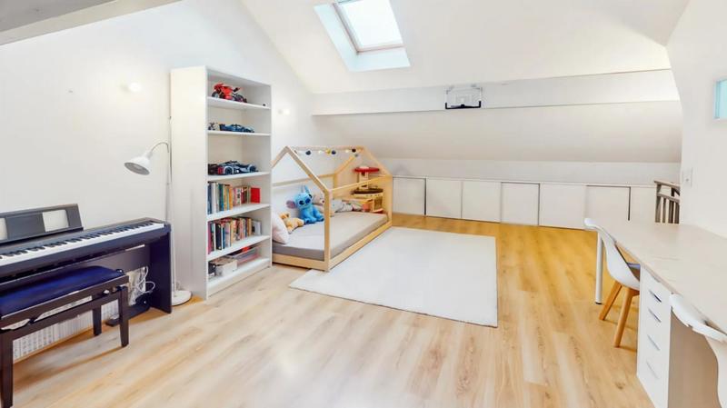 Duplex - 74 m² - 4 pièces