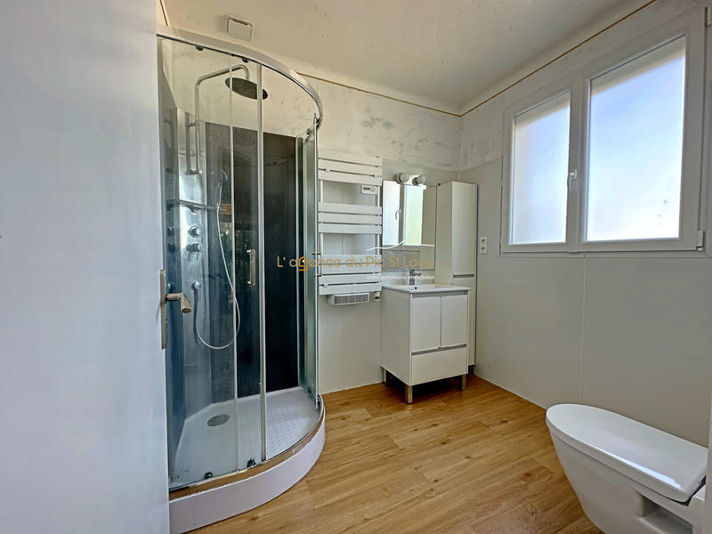 Maison traditionnelle - 155 m² - 6 pièces