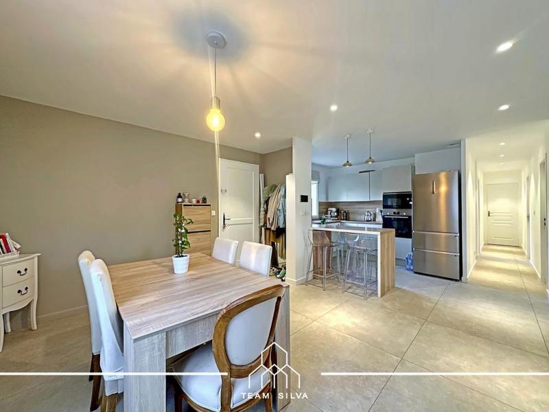 Maison - 106 m² - 5 pièces