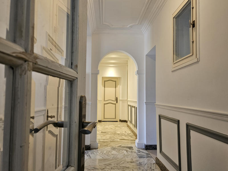 Villa - 270 m² - 8 pièces