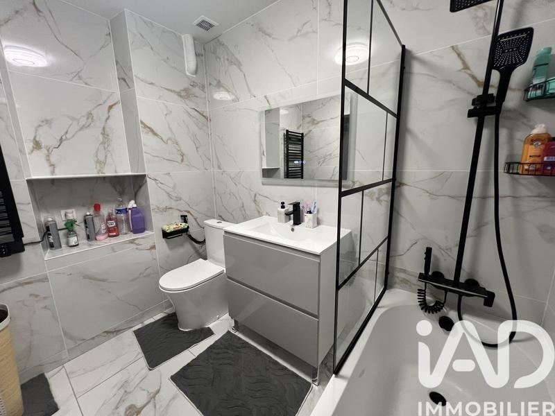 Maison - 91 m² - 5 pièces