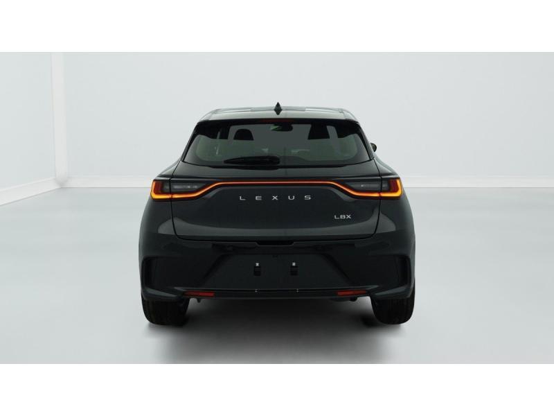 Lexus Lbx 2wd Business