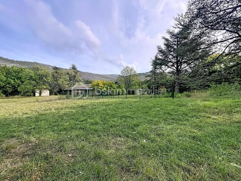 Local commercial - 430 m² - 9 pièces