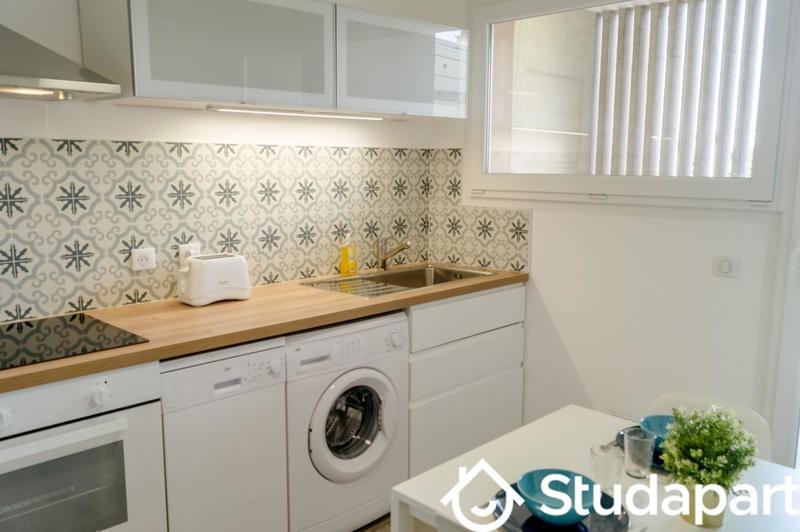 Chambre - 12 m² - 1 pièce