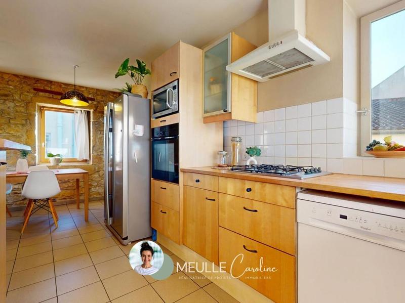 Appartement - 96 m² - 4 pièces