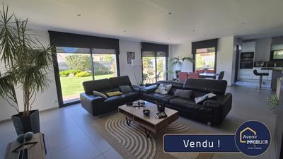 Maison - 157 m² - 7 pièces