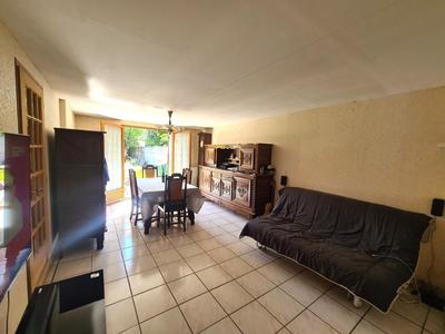 Maison - 96 m² - 4 pièces