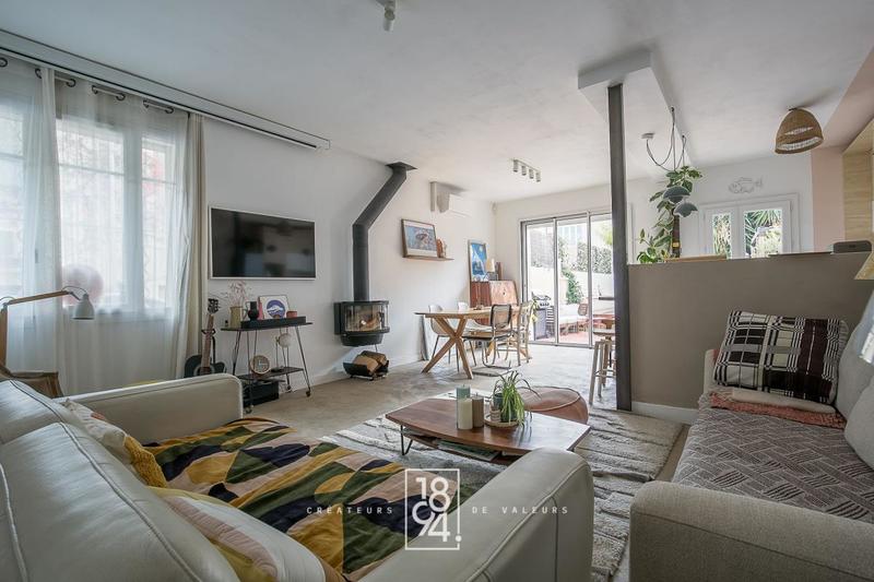 Maison - 120 m² - 5 pièces