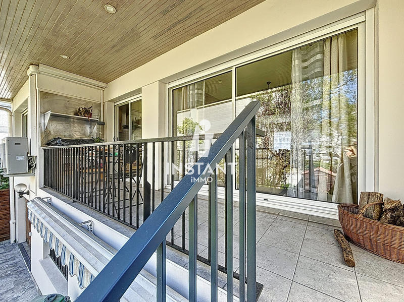 Maison traditionnelle - 144 m² - 6 pièces