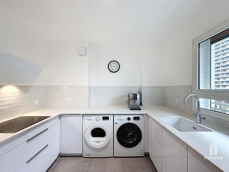 Appartement - 94 m² - 4 pièces