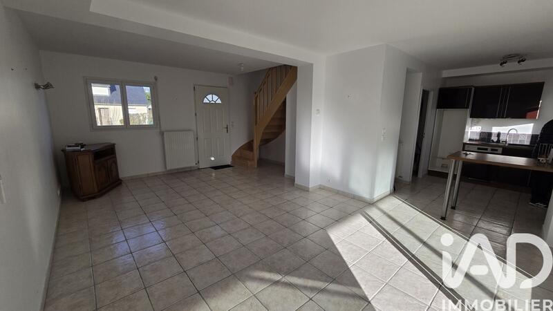 Maison - 97 m² - 6 pièces