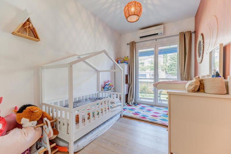 Appartement - 88 m² - 4 pièces